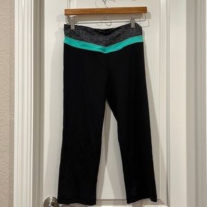 Cropped 7/8 workout pants from VS in size 4/small